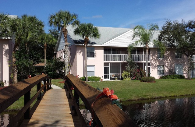 North Naples, FL for Vacation Season and more, 2/2 Condo, 2nd floor.