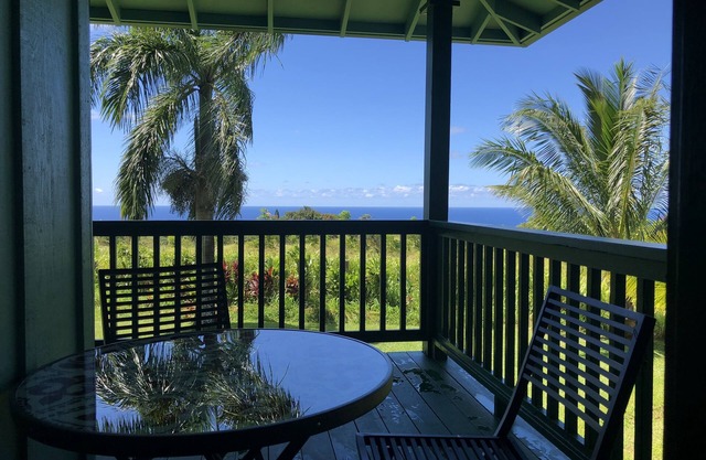 North shore Maui ocean view B and B room 2