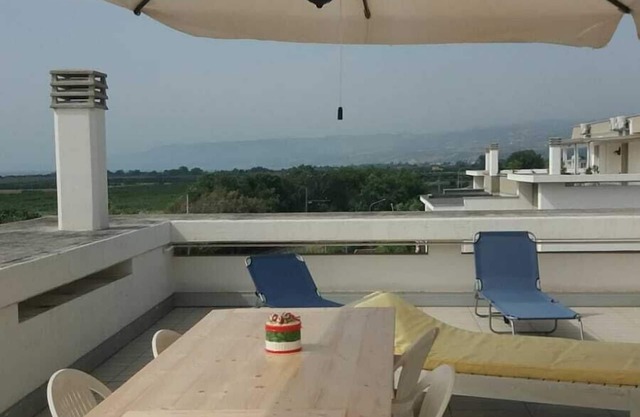 Nova Siri marina: Penthouse with sea view, large terrace, Wi-Fi. Boat trips and fishing