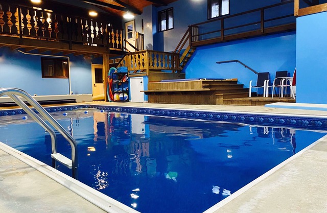 Now Available Aug 26-28- Chalet with Private Indoor Pool & Hot Tub