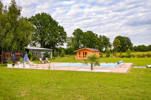 Nowy domek z podgrzewanym basenem na wyłączność