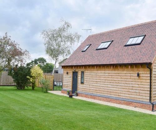 Nr Bicester Village 5 Star Luxury on farm