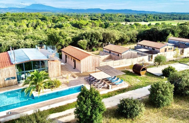 NUIKI Lodges