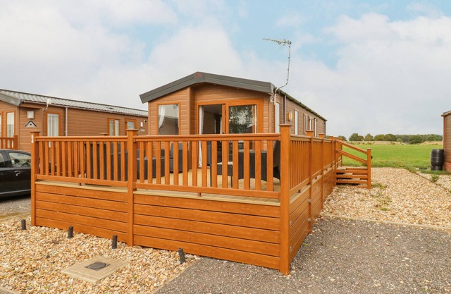 NUMBER 54, pet friendly, with a garden in Stonham Aspal