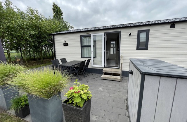 NV 1243 - Beach Resort Nieuwvliet Bad