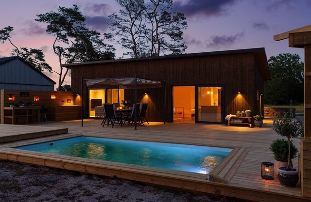 Nybyggt hus med Pool och Stor Veranda. Nära Till Havet. Husdjur Tillåtna