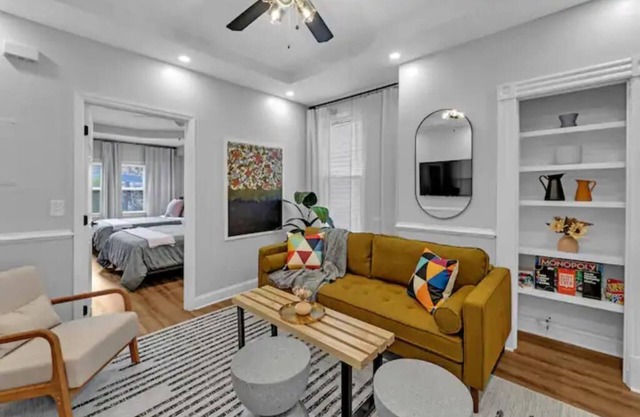 NYC Proximity Duplex Delight 30 mins w/Parking