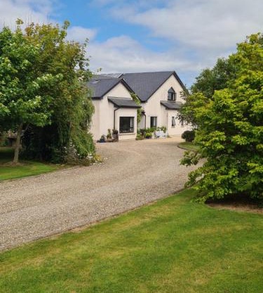Oak Tree Lane Country B and B