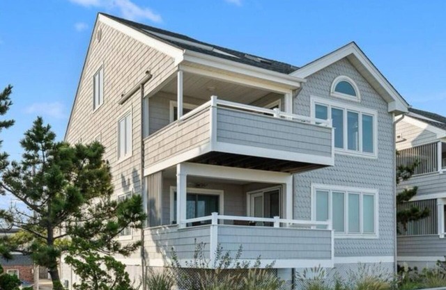Ocean Front, Beautifully Maintained Condo, Center of Sea Isle On The Promenade!