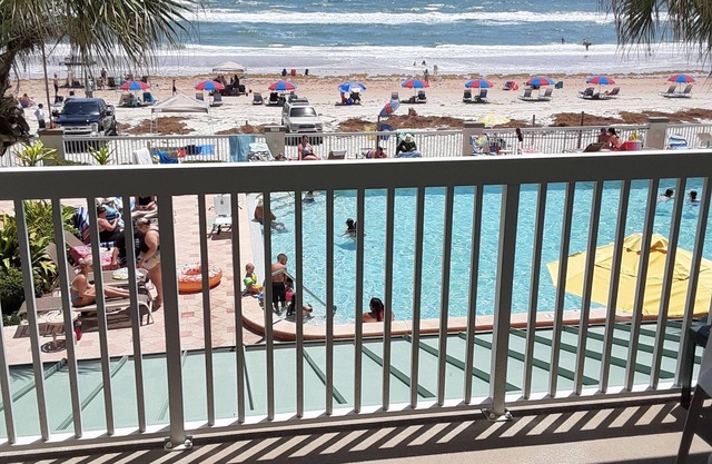 Ocean Front Condo.Magnificent Beach View.1B 1B 680 Sqft. Sleep 4 Pools not Open