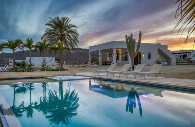 Ocean Front Infinity Pool, Rooftop Patio