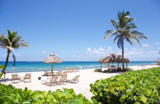 Ocean or Intracoastal - No need to choose!