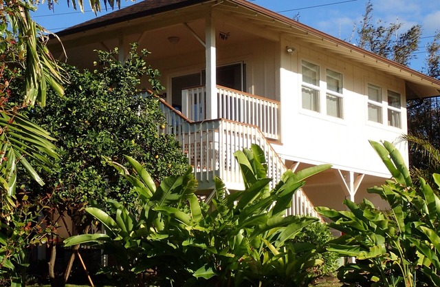 Ocean View 1 BR Cottage on Oceanfront Property. Permitted
