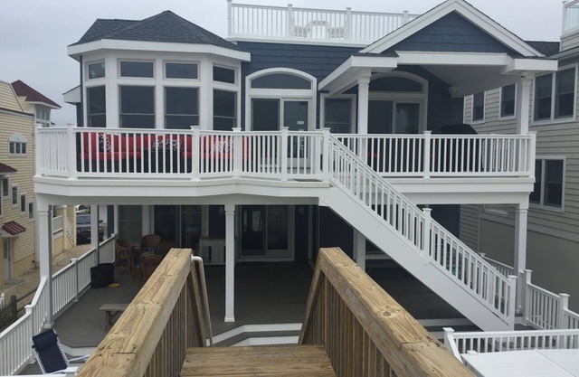 Ocean view—Four floors of fun!