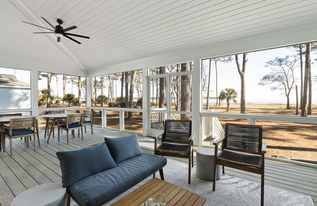 Oceanfront 4bdr/4bth Cottage - Sleeps 20
