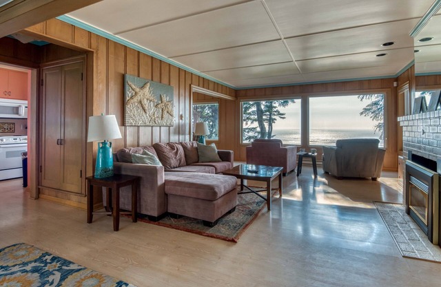 Oceanfront home in Newport with sweeping views, and easy beach access