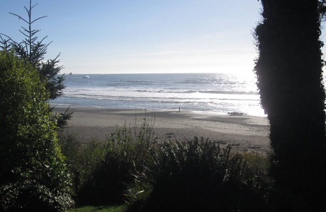 Oceanfront home, private beach staircase; Family & Pet Friendly. Low Rates!