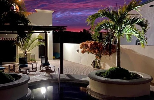 Oceanfront Oasis: Walk to town, Private Pool, Spacious Garden Courtyard
