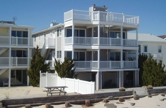 Oceanfront, On the Beach, Incredible Views!, Huge Beach Deck, 4 BR/4 BA