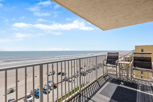 Oceania Beach Club 701