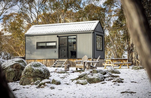 Off-grid Tiny House @ Big Yard Escapes, Wilderness