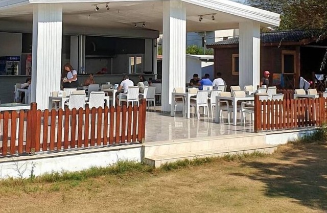Okeanos Beach Bungalow