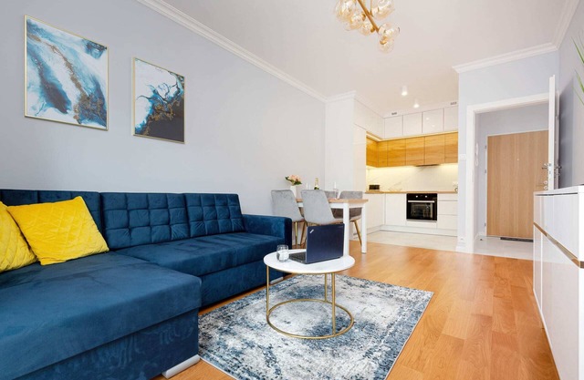 Okrzei 12 | Stylish Prestige Apartment | Parking