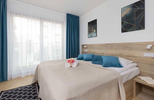 Okrzei 8 | Modern Apartment near PGE | Parking
