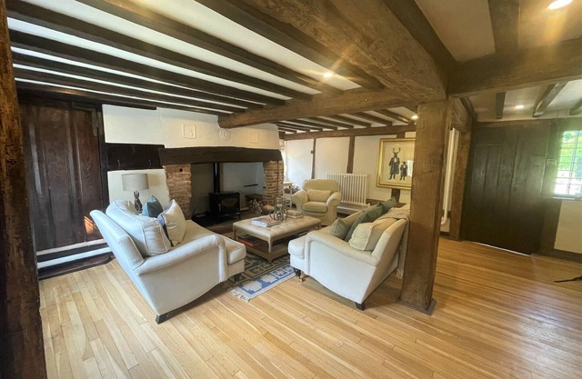 Old Manor House - an idyllic country house