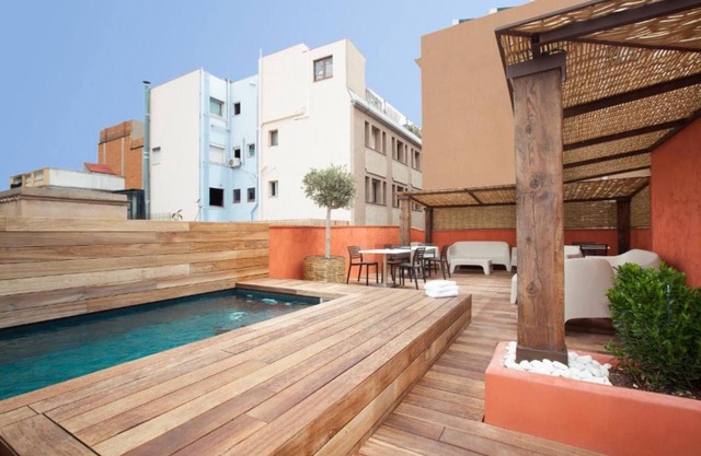 Old Town building with rooftop terrace and pool! Unbeatable Location!