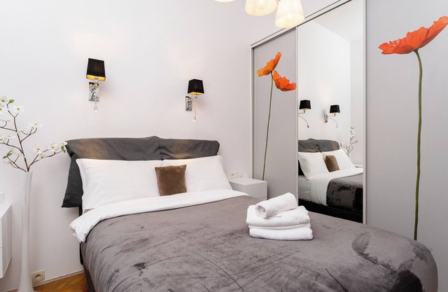 Old Town Gertrudy Apartment