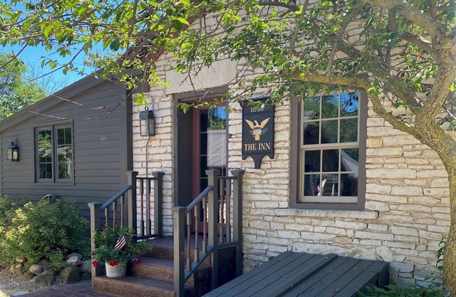 Olde Homestead Cottage