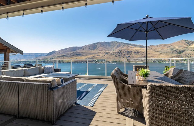 On A Whim at Chelan Lookout Vacation Rentals