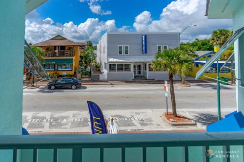 ON Flagler Avenue! Dog Friendly with Balcony and Parking Walk to the Beach!