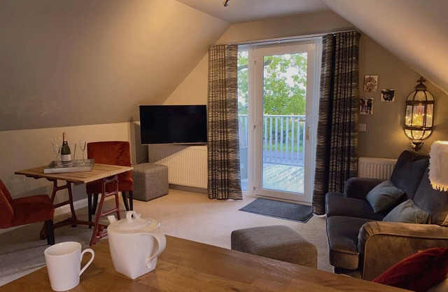 One bedroom apartment with beautiful views near Loch Lomond & Trossachs