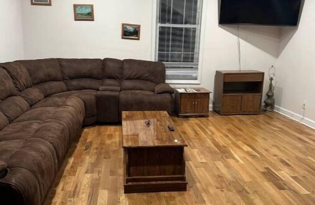 One Bedroom three beds Apartment