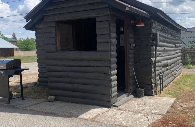 One Room Cabin with Kitchenette