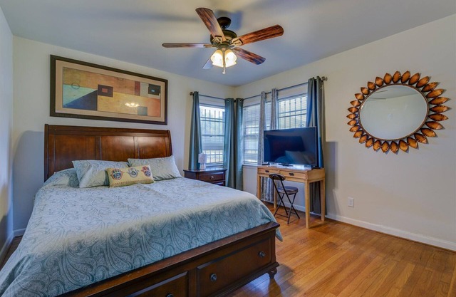 One story 3/2.5 home just 5 miles from Texas Medical Center and MD Andersen