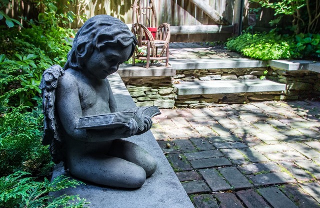 One Such Boston Gem w Pvt Garden
