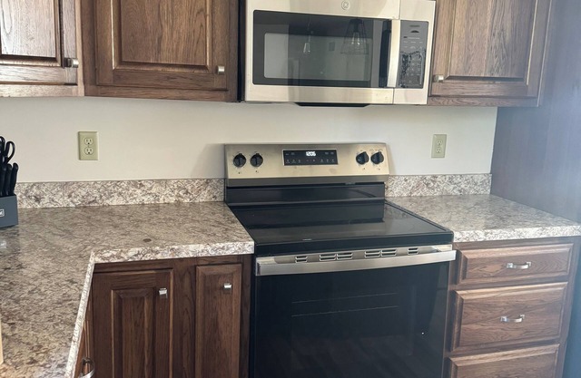 Only 29 miles from Beaver Stadium, perfect for PSU fans! Directly off route 322