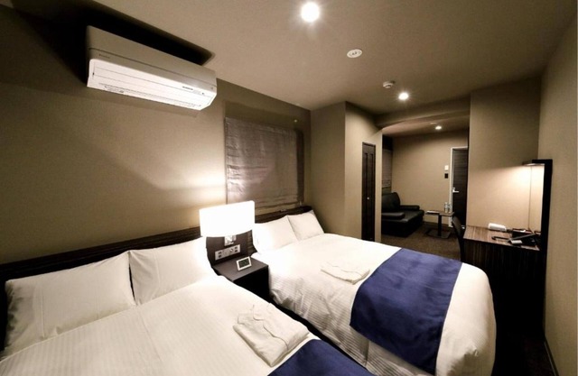 Onseason Standard twin room room without meal /Minato-ku Tokyo
