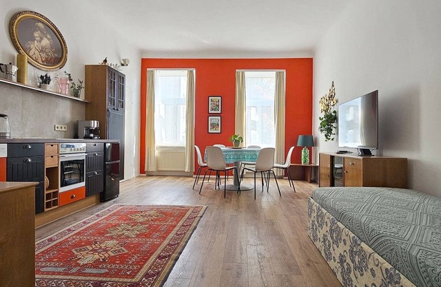 Orange Palm - Gemütlich, Zentral, Originell