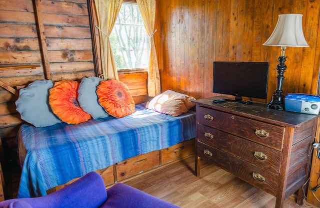 Orchard Cabin #4 - Hubbards Beach