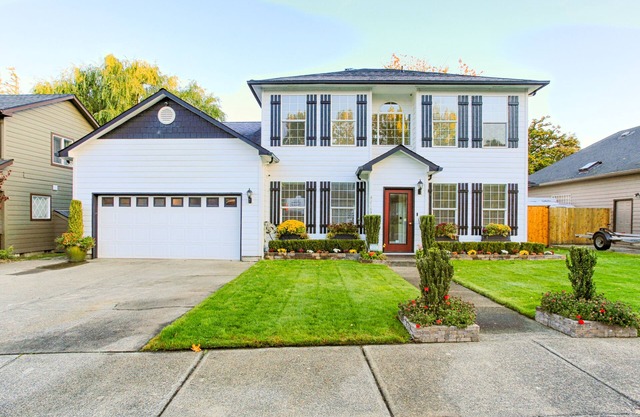 Oregon Winemakers Beautiful Colonial in Salem - Minutes to world class wineries
