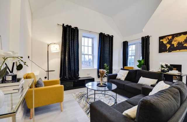 Orrell Road Luxury Apartment