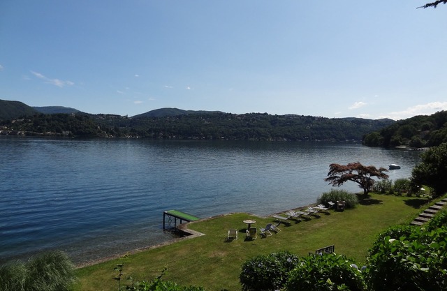 Orta lake Villa Ortensia - charming villa with private lakefront park