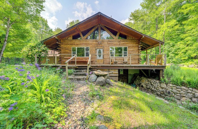 Oswegatchie River Cabin w/Kayaks + Fire Pit!