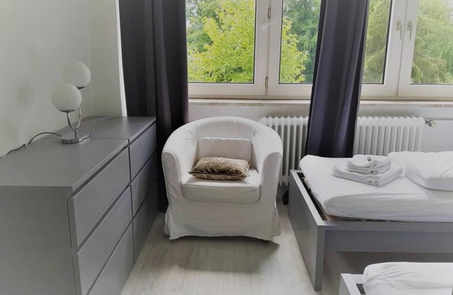 Our apartment no. 4 is located in our apartment house Haldesdorfer Straße and is quietly located to the back of the building, perfect for the small family.