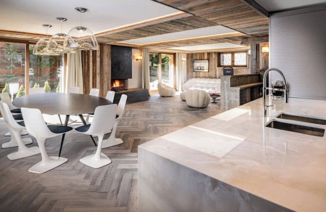 Ours Rouge- Beautiful Chalet in Meribel Village