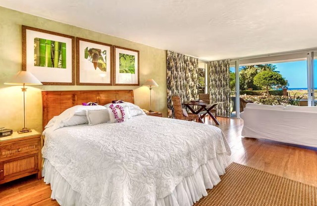 Our Little Grass Shack at Kaanapali Villas